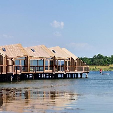 Veerse Meersuites Кортгене Экстерьер фото