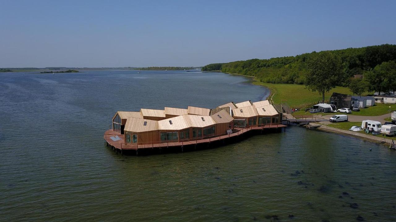 Veerse Meersuites Кортгене Экстерьер фото